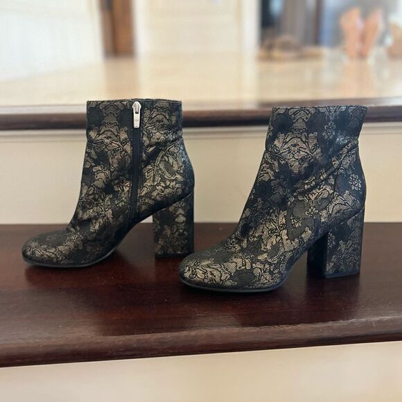 Marc Fisher Lace Metallic Bronze Bootie / Boot Zip Up - Picture 1 of 5